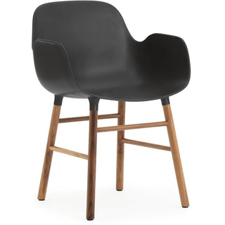Normann Copenhagen Armlehnstuhl | Form - Stuhl - Normann Copenhagen - Nuss - Schwarz
