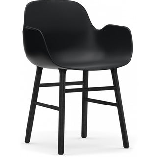 Normann Copenhagen Armlehnstuhl | Form - Stuhl - Normann Copenhagen - Eiche schwarz lackiert - Schwarz
