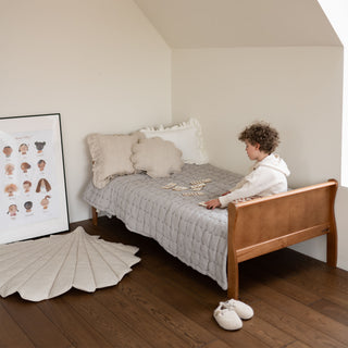 Noble Kinderbett - Gitterbett - Woodies - L140 x B70cm (inkl. Schutzgitter) - Weiß