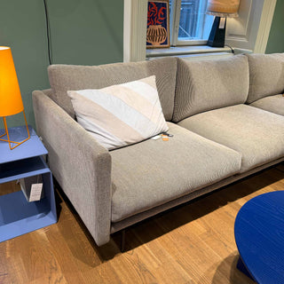 Trace Sofa Ausstellungsstück - Abverkauf - Abverkauf - 2.5 Sitzer - Lava -