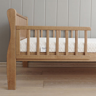 Noble Kinderbett - Gitterbett - Woodies - L140 x B70cm (inkl. Schutzgitter) - Weiß