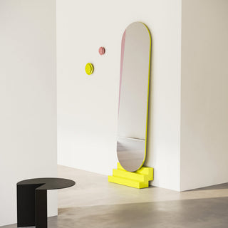 Nonchalant Spiegel - Spiegel - The Form Follows - Gelb -