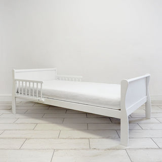 Noble Kinderbett - Gitterbett - Woodies - L140 x B70cm (inkl. Schutzgitter) - Weiß