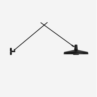 GRUPA Wandlampe | Arigato 45 - Wandlampe - Grupa - Schwarz - Steckdose