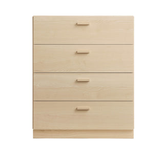 Relief Wide Kommode - kommode - String Furniture - Ash - Sockel