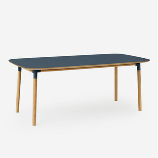 Normann Copenhagen Tisch | Form - Esstisch - Normann Copenhagen - Black -