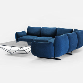 Buffa Sofa - Sofa - Prostoria - Bezug: Vellus 04 + Walnuss Gestell -