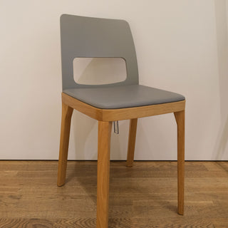 Hussl Stuhl ST6N | Ausstellungsstück - Abverkauf - Abverkauf - 