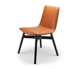 Amelie Stuhl - Stuhl - FreiFrau - Leder Safran / Eiche schwarz -
