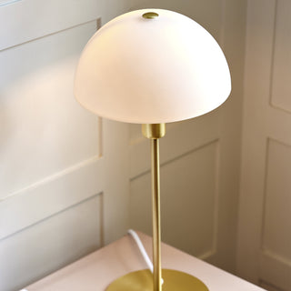 Ella Tischlampe - Tischlampe - for the people - Messing -