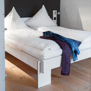 Siebenschlaefer Bett Ausstellungsstück - Abverkauf - Abverkauf - mit Kopfteil - 140 x 200cm
